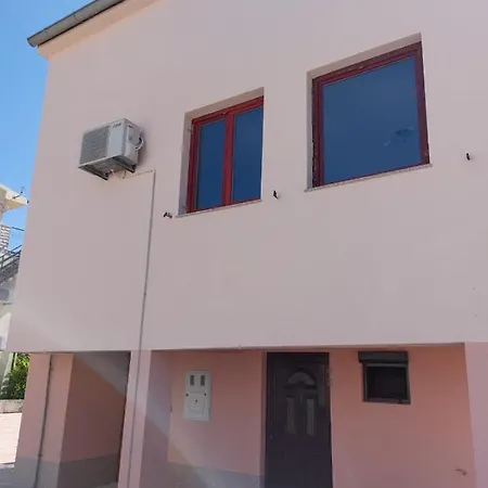 Διαμέρισμα Ana